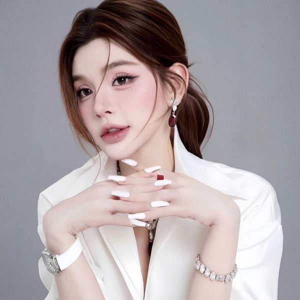 Tú Quyên
